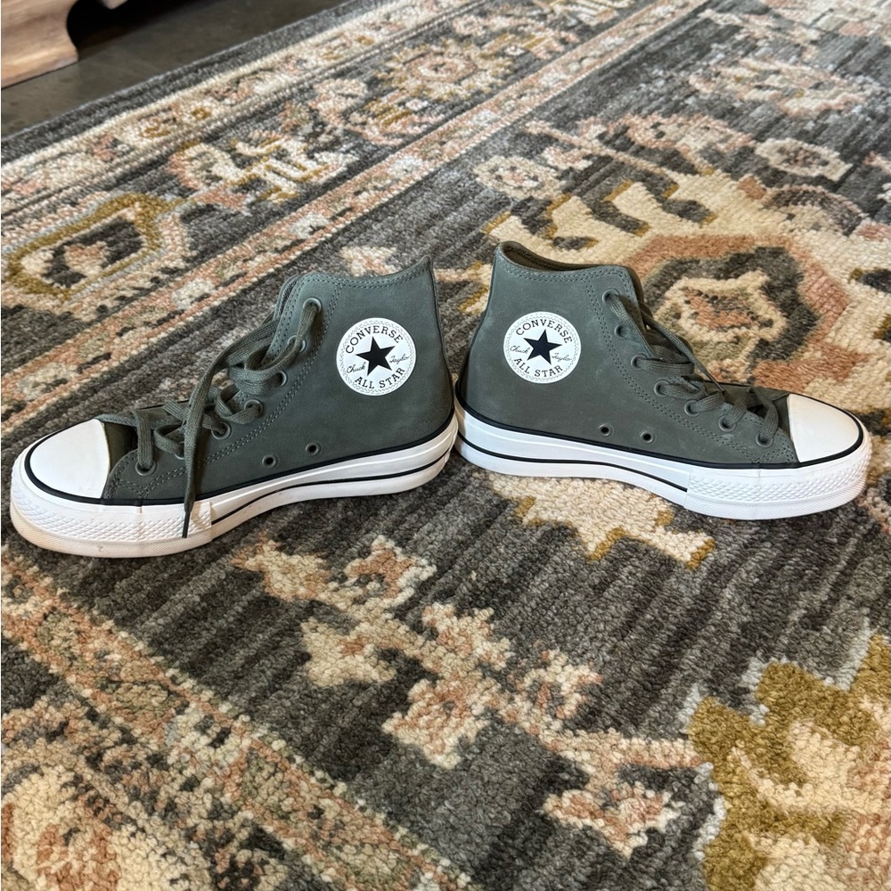 Women’s Platform Converse